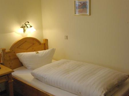 ميمنغن Hotel Am Suedring الغرفة الصورة